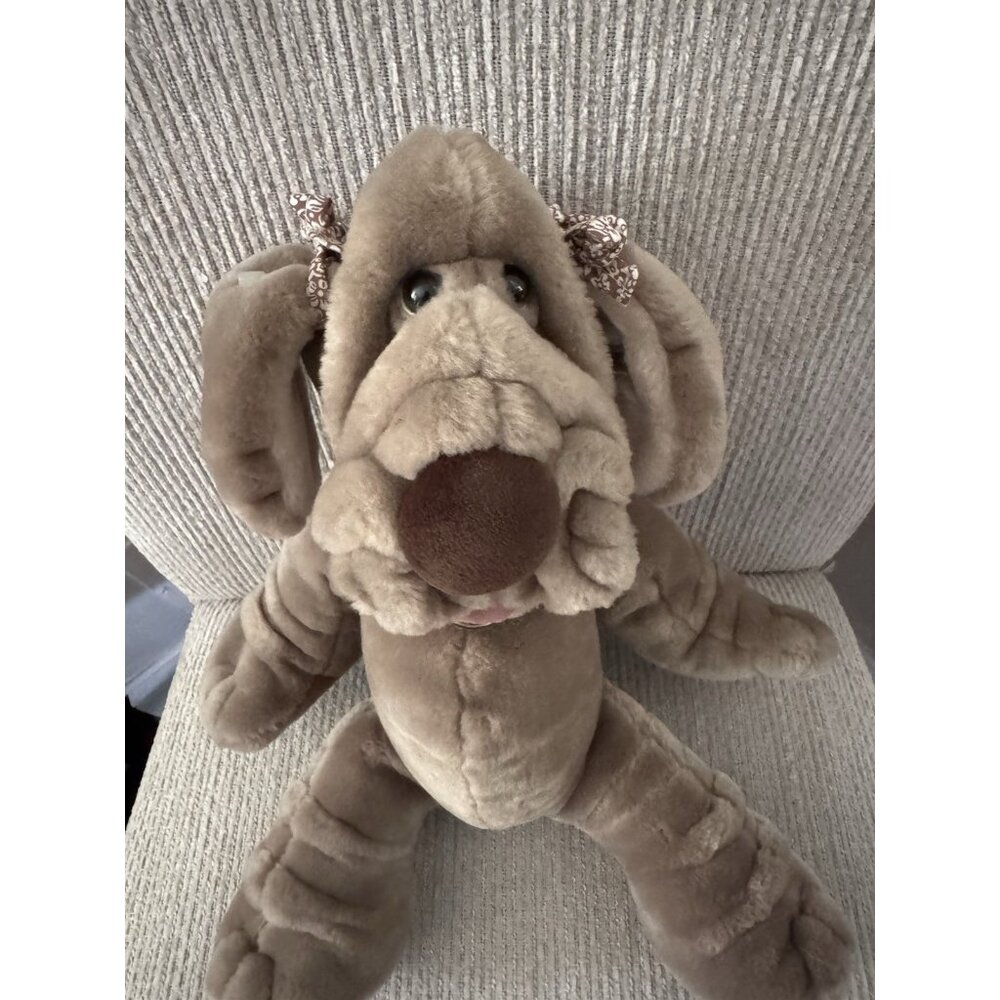 VTG WRINKLES Puppet Puppy Dog Girl Bows Toy Plush Stuffed Animal 1981 MINT
